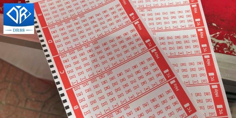 Xổ Số Mega Vietlott: Cơ Hội Đổi Đời Đầy Hấp Dẫn Cho Tất Cả Mọi Người 3 Hình ảnh khách hàng mua và chọn bộ số qua ví điện tử